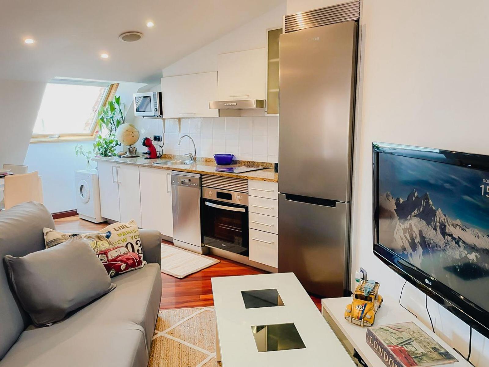 Apartamento Centro De Vigo, Garaje Y Vistas Ria Exterior foto